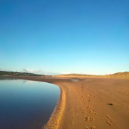 Is It - Along The Coast * Foghill