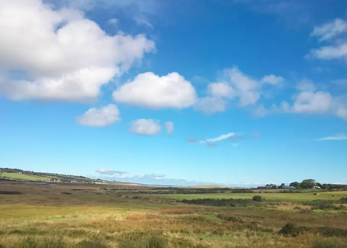 Is It - Along The Coast Дом отдыха *